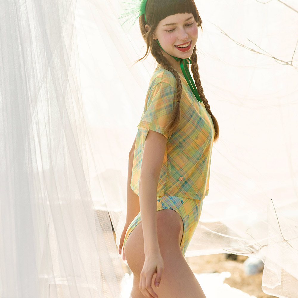 HOOG Emboss High V-Back Swimsuit Canary Check [WHT2522 Women's ] 디테일