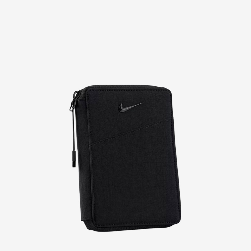 Aura Travel Wallet Black