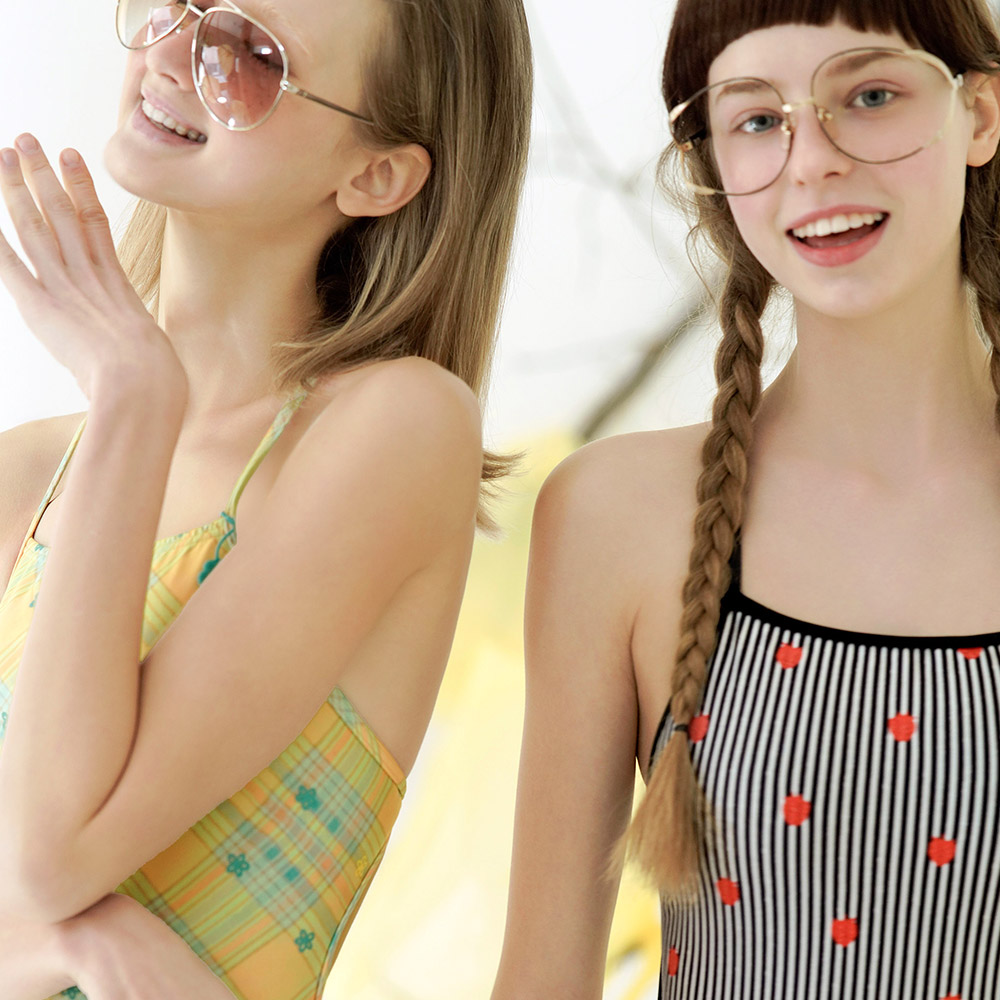 HOOG Emboss High Cross Tie Back Swimsuit Strawberry [WHT2523 Women's ] 디테일