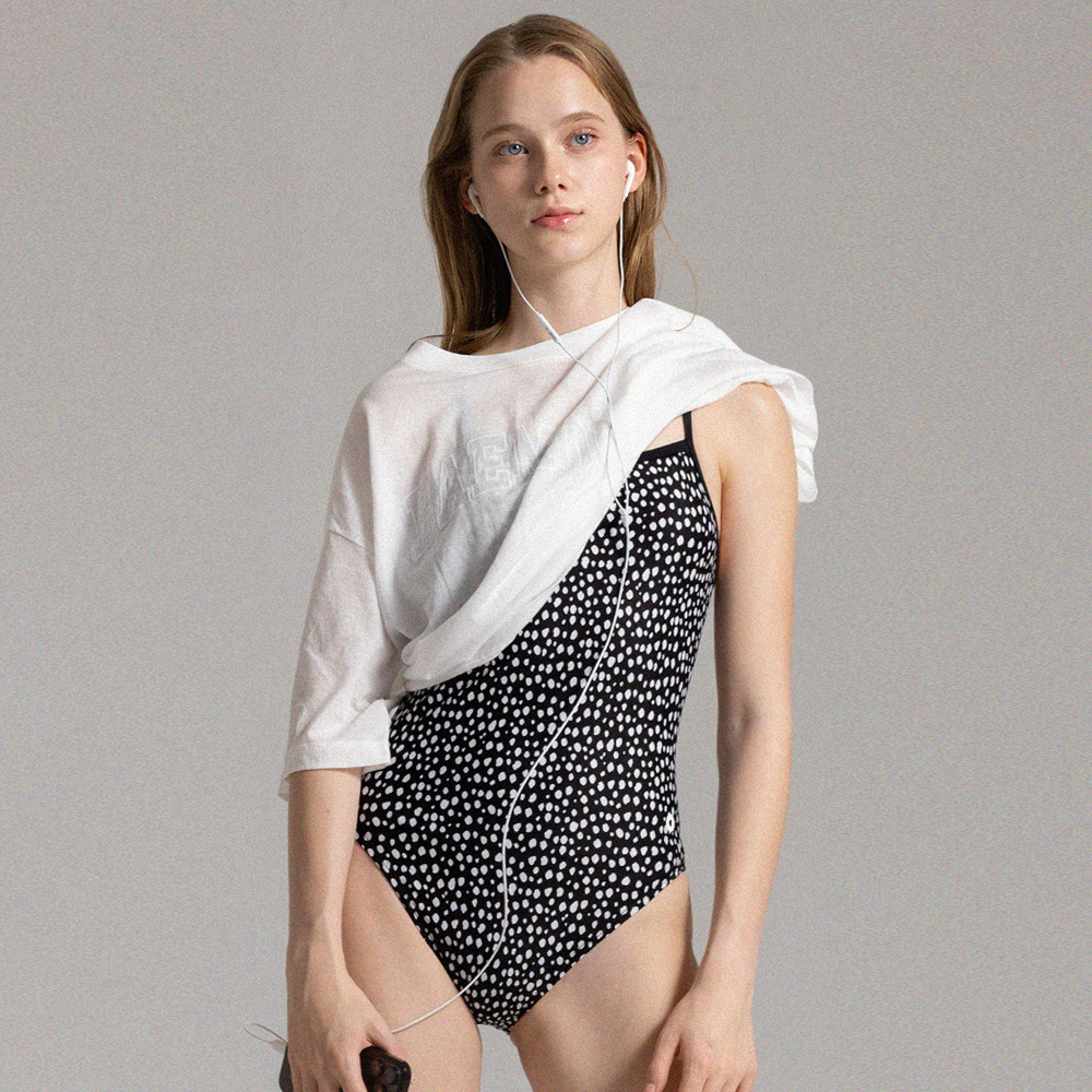 ADDIBLE Wildspot performance V-Back Swimsuit Training black [ASWBK046 Women's ] 디테일