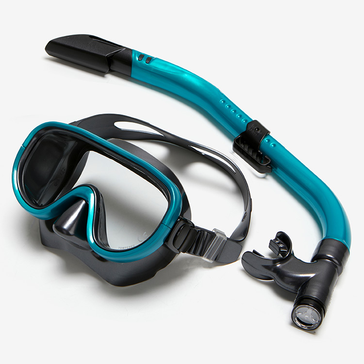 Leaf Tours New Snorkeling Set Smoke Green